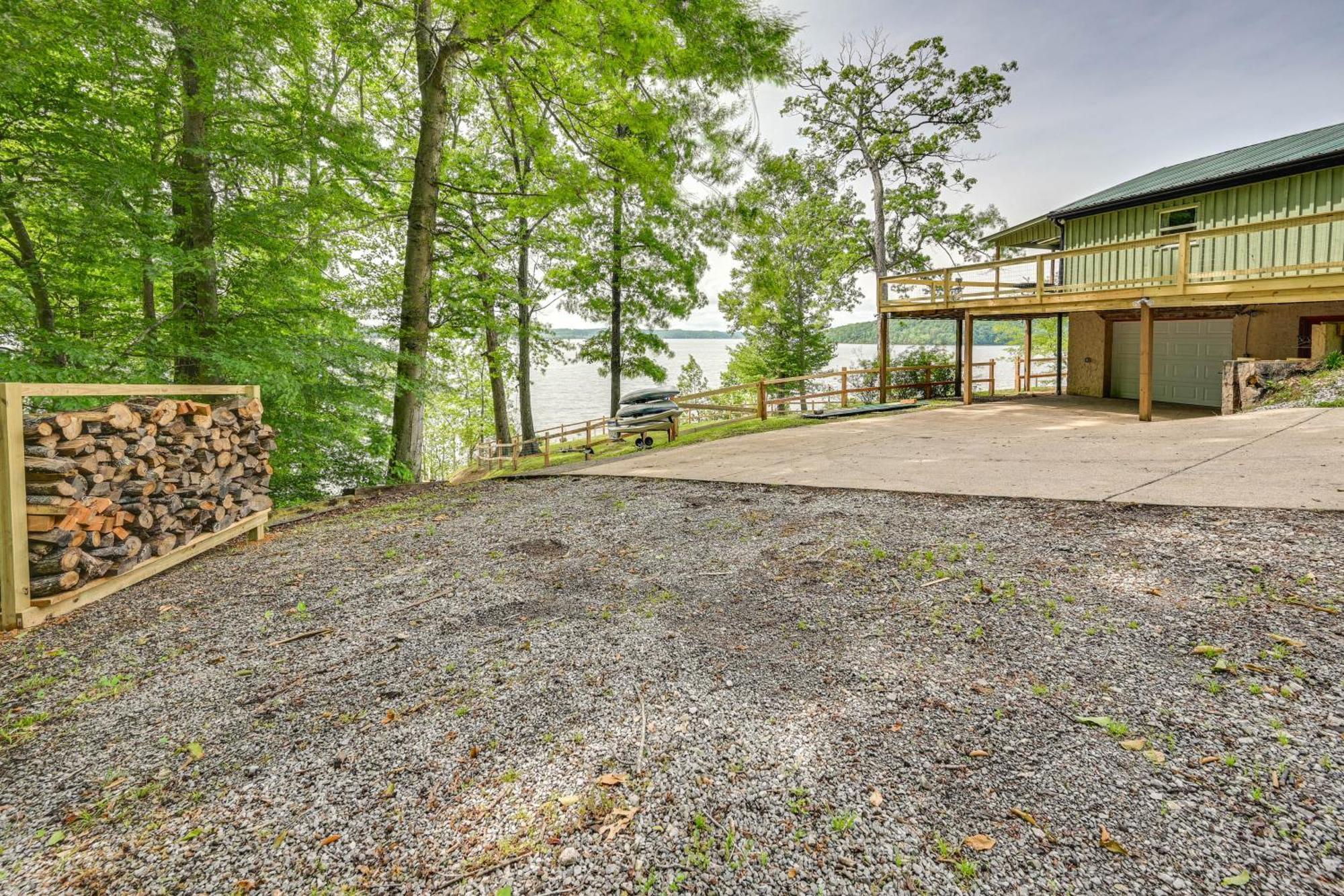 Fox Berry Hill - Lakefront With Dock, Launch & Hot Tub Waverly Buitenkant foto