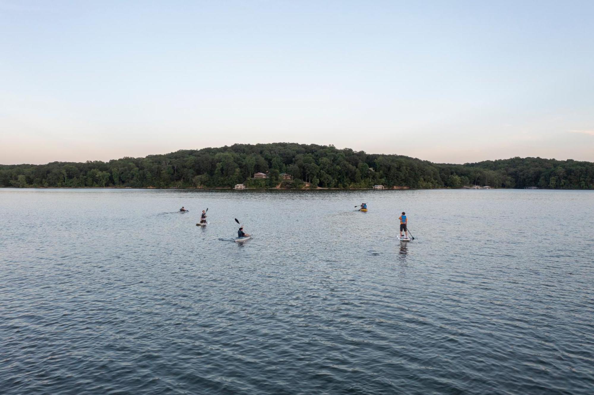 Fox Berry Hill - Lakefront With Dock, Launch & Hot Tub Waverly Buitenkant foto