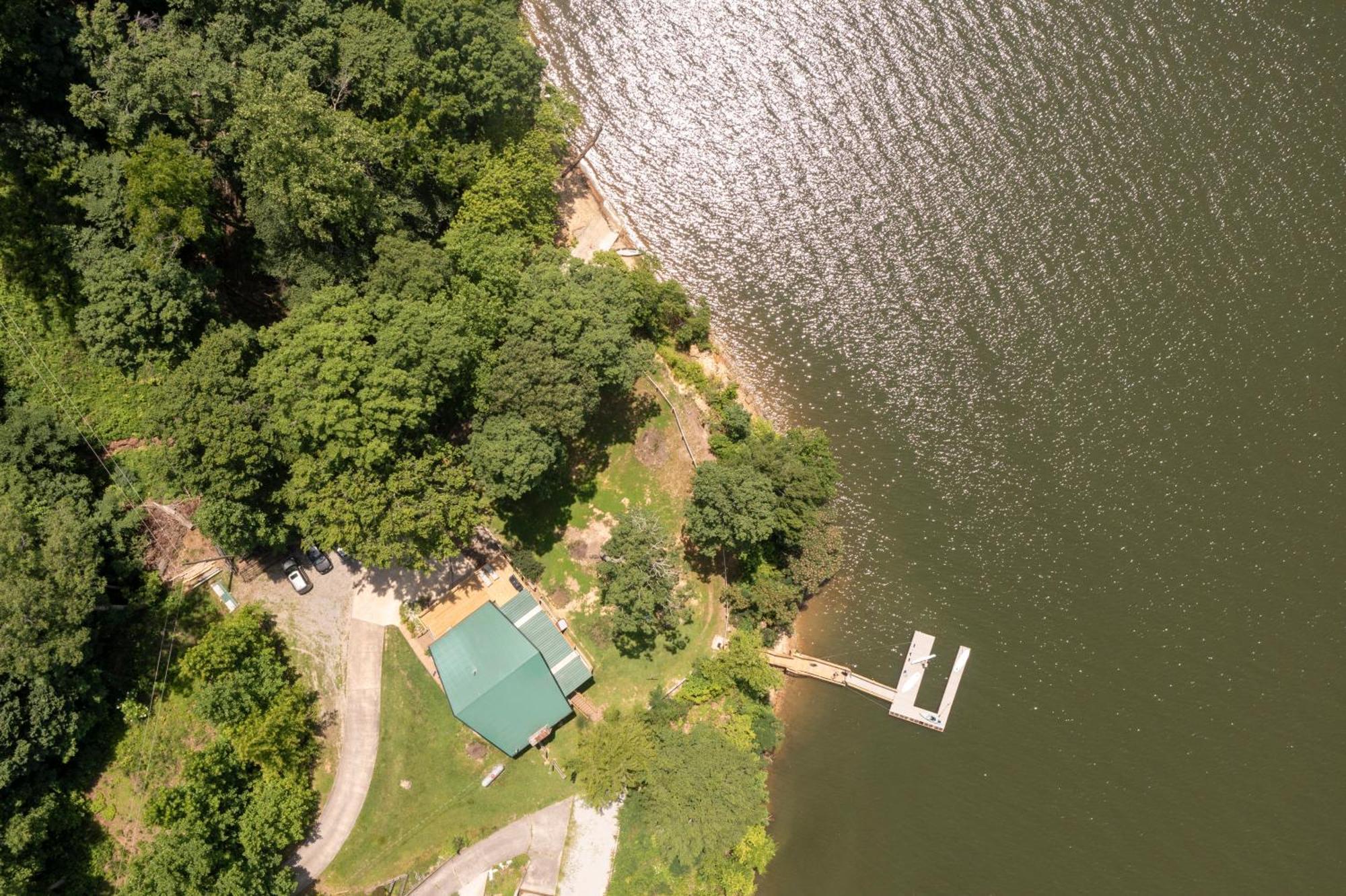 Fox Berry Hill - Lakefront With Dock, Launch & Hot Tub Waverly Buitenkant foto